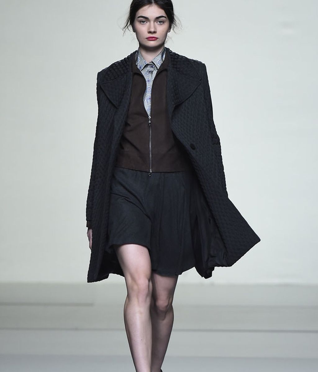 Roberto Torretta revisita la moda de los 70’