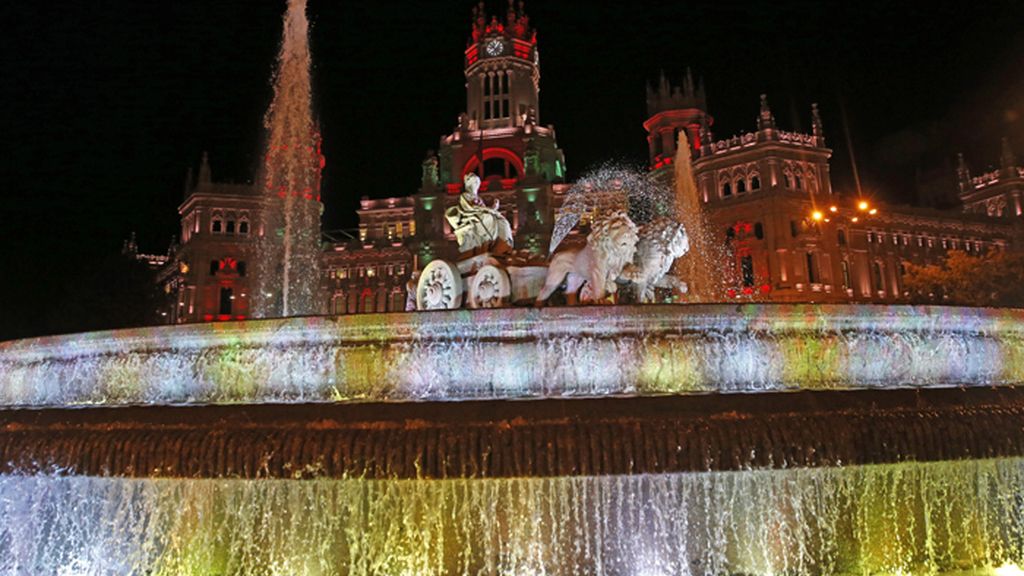 La tecnología LED ilumina la navidad Madrileña