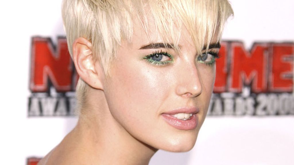 Agyness Deyn, mirada ácida