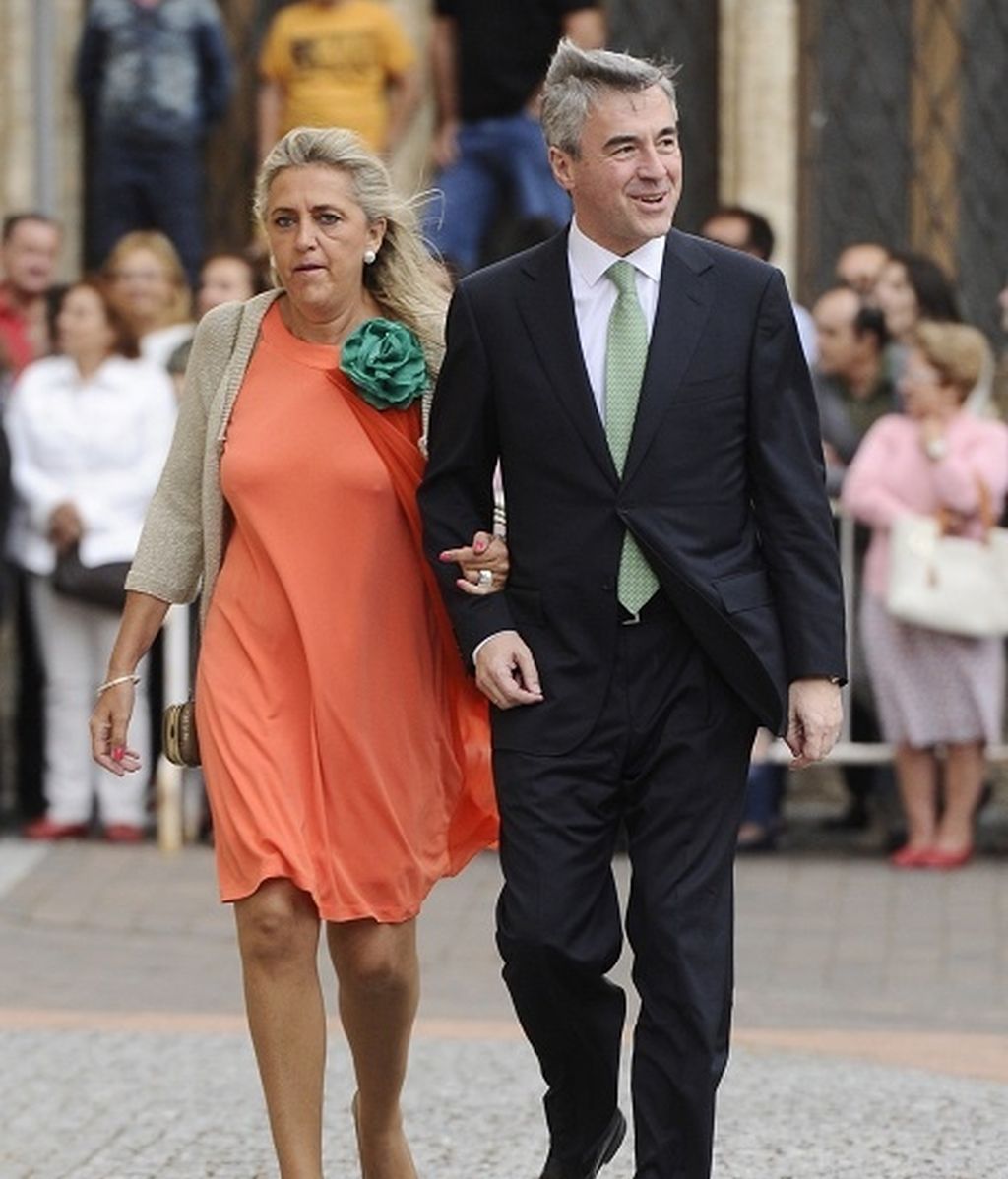 De corpiño de Caprile y entre empresarios: así fue la boda del hijo de Iberdrola