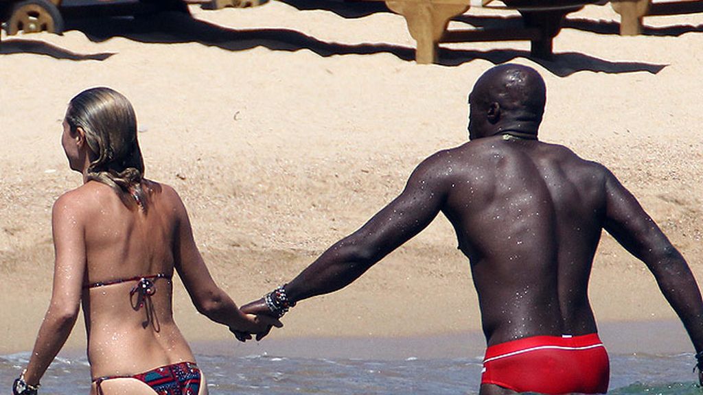 Seal, ya recuperado, hace escala con Heidi Klum en Cerdeña