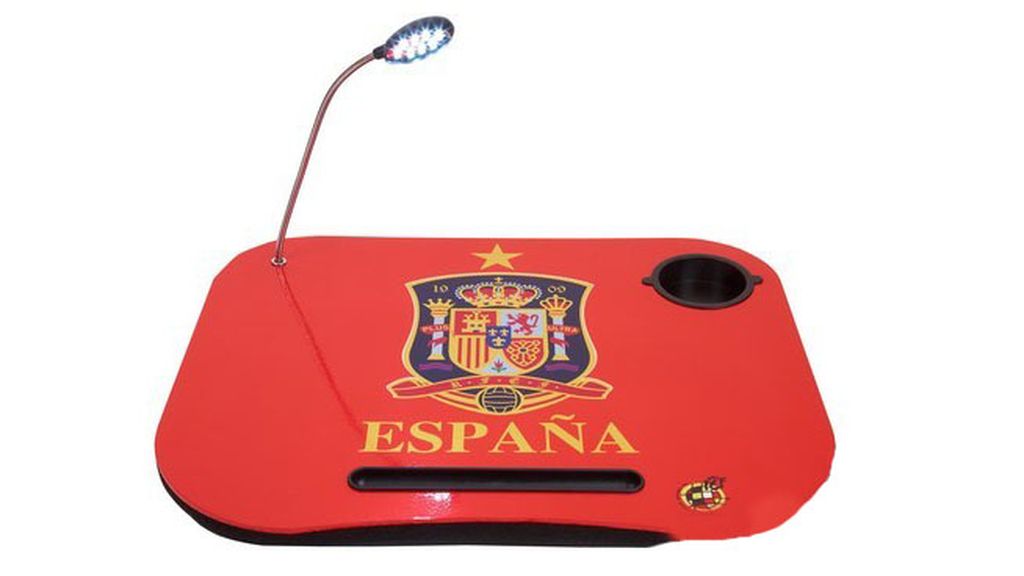 Mesa para ver los partidos de España en Mitele.es