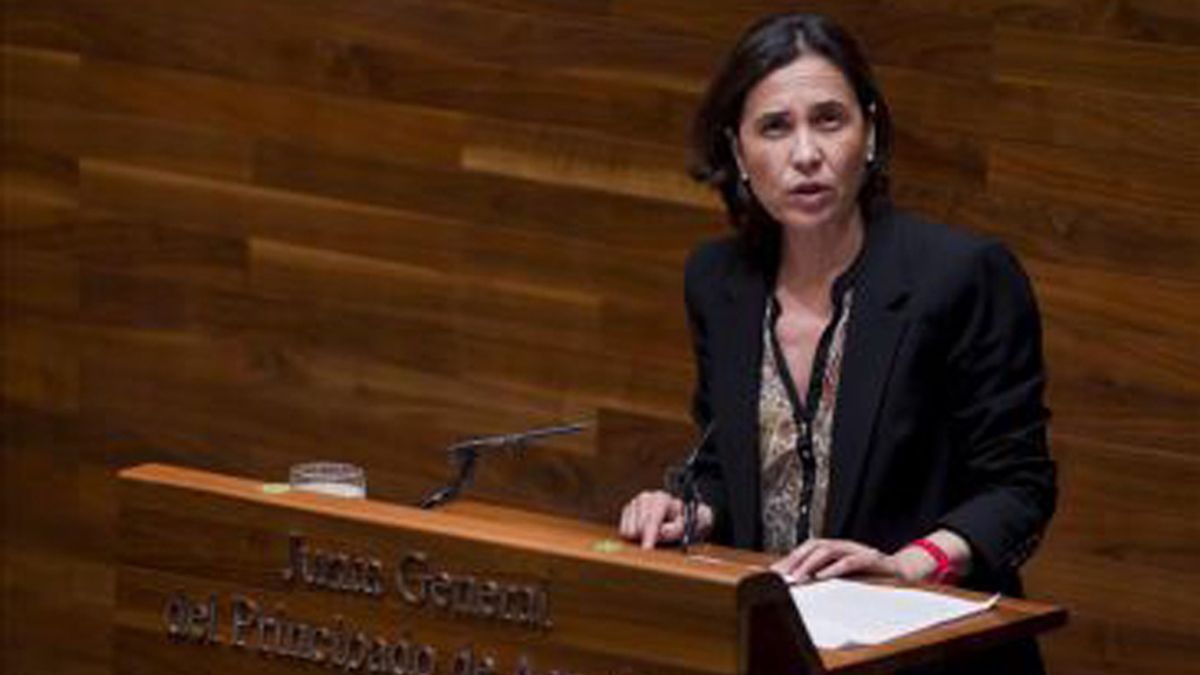La consejera de Hacienda y Sector Público asturiano, Dolores Carcedo, confirma que Asturia ha solicitado 261,7 millones al  Fondo de Liquidez Autonómico (FLA)
