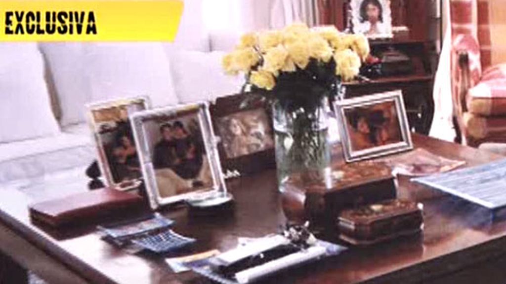 'La Pera', ilustrada con fotografías de Julián Muñoz