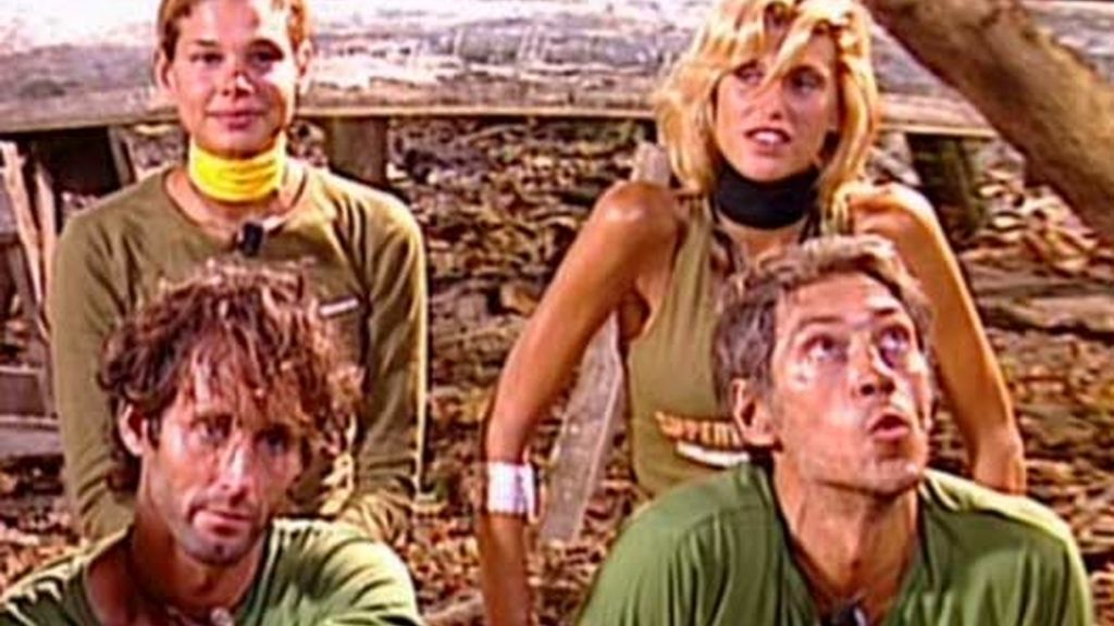 Ivonne roba comida en la garita de los cámaras