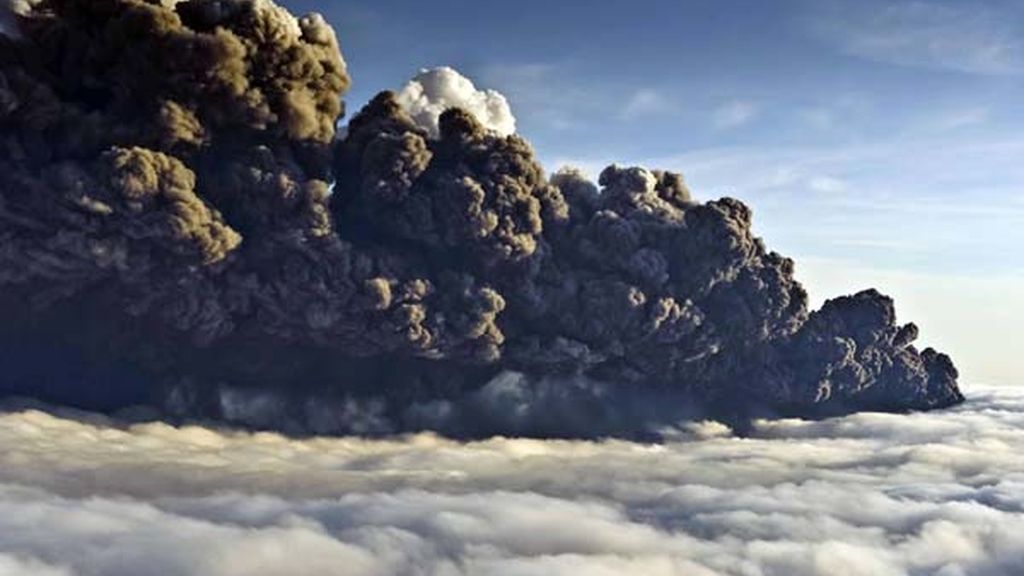 El volcán que ha causado el caos aéreo en Europa