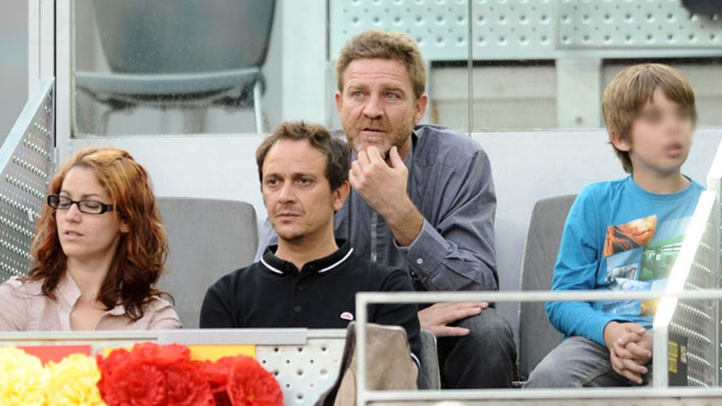 Enamorados en el tenis: Forlán y Zaira Nara comparten grada con Edurne y De Gea