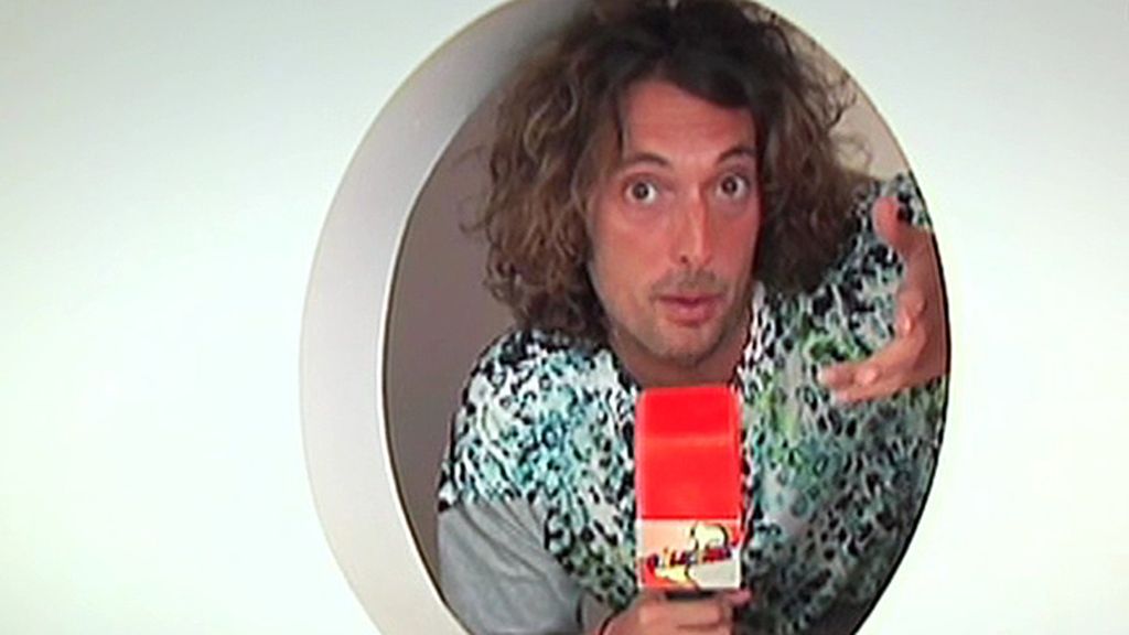 Consta de 3 dormitorios, terraza, jardín y solárium