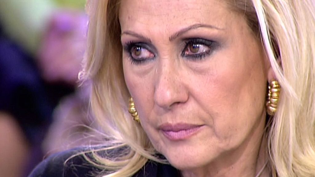 La colaboradora no puede evitar las lágrimas