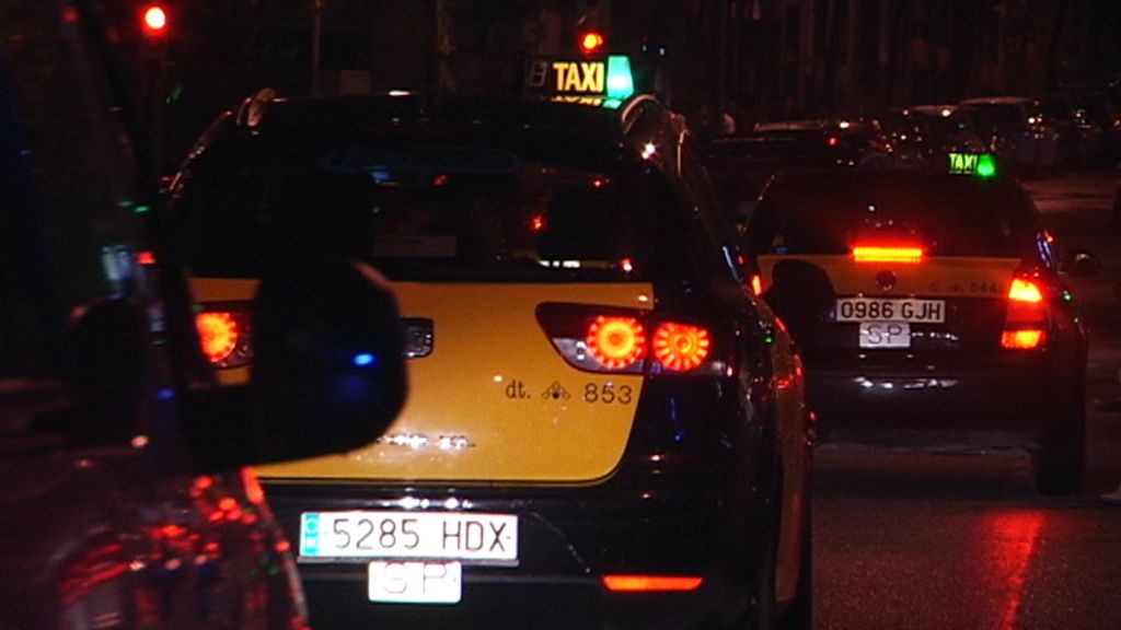 'Callejeros' nos enseña la noche a vista de taxi