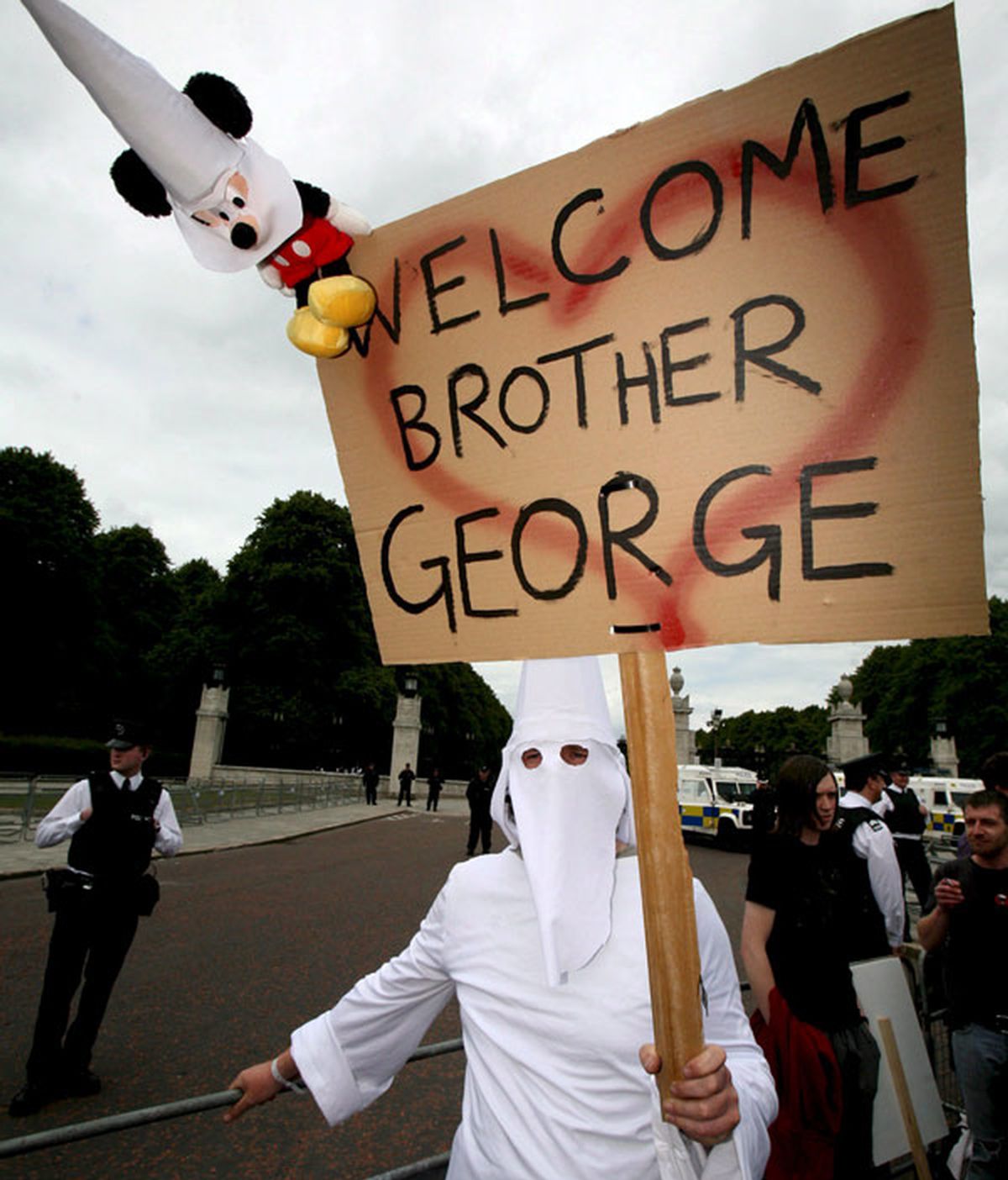 En todo su periplo europeo, Bush se ha econtrado con manifestaciones en contra de la guerra. Foto: EFE