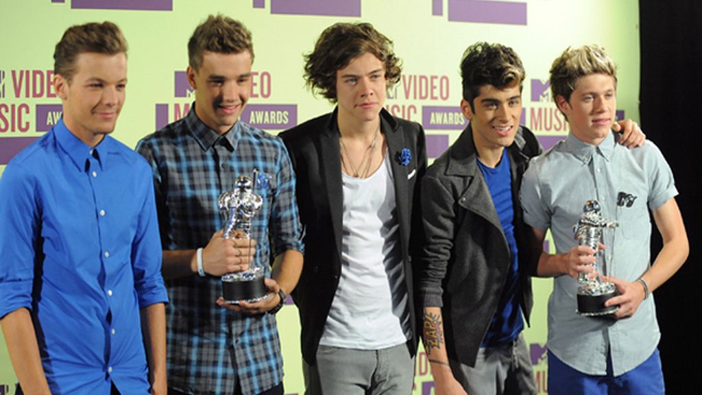 Los 'One Direction' arrasaron en los MTV Awards