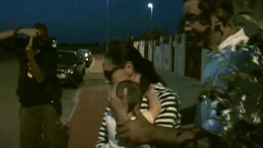 La cantante acude a la casa de Jessica Bueno a recoger al pequeño