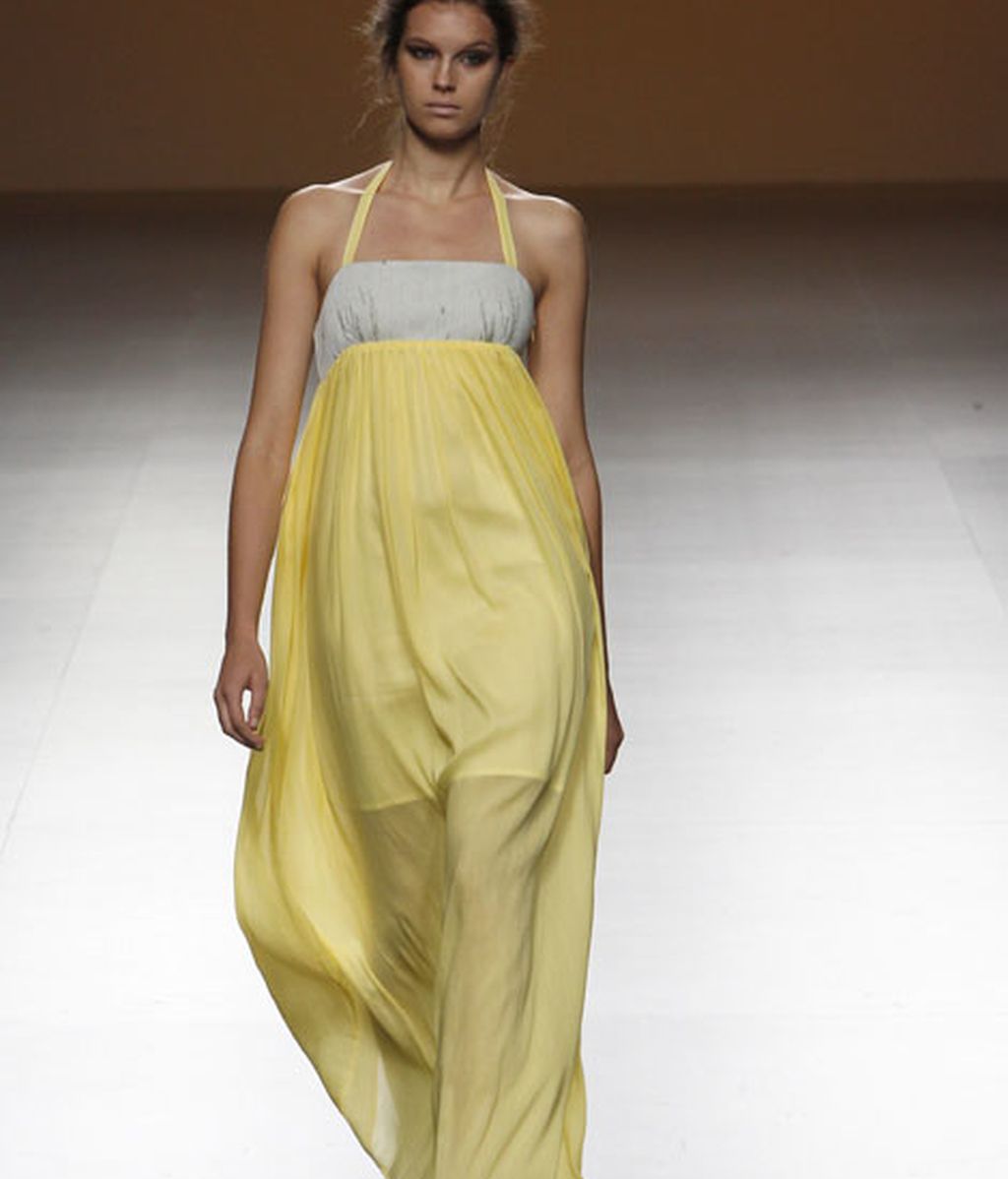 Elegancia y sobriedad en Sara Coleman