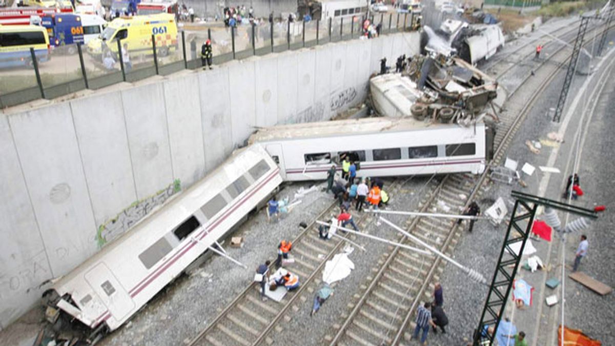 El tren desacrrilado era un Alvia que realizaba el trayecto Madrid-Ferrol