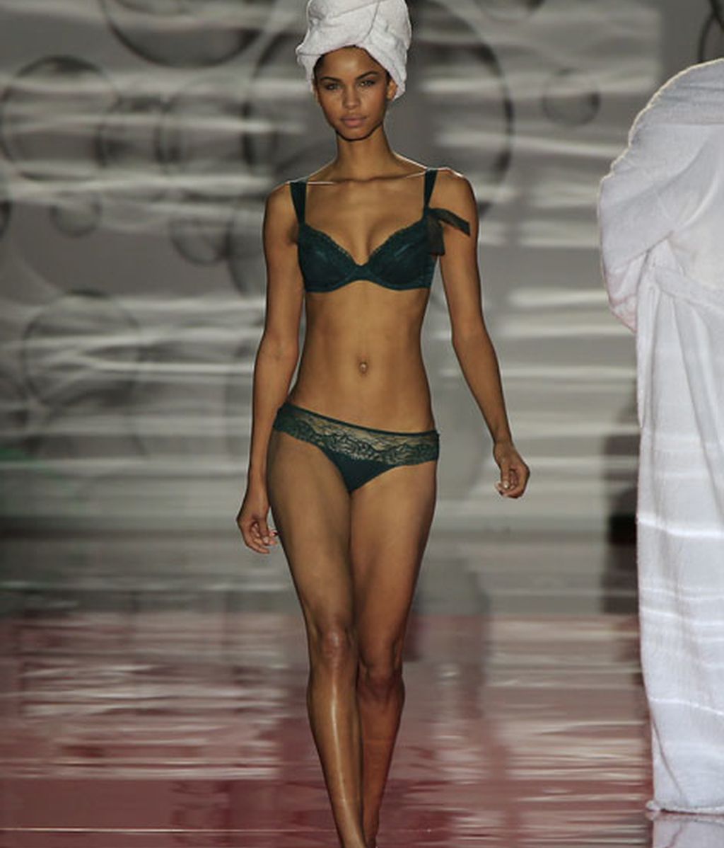 Una colección que juega con los contrastes