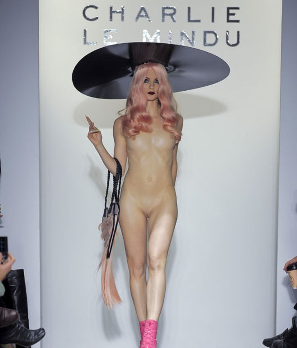 Desnudos integrales en la Fashion Week de Londres