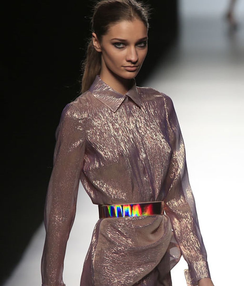 Sofisticación y elegancia en azules, rosas y burdeos