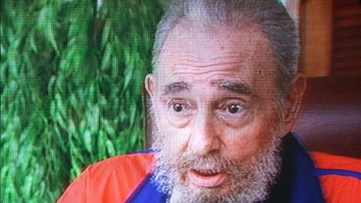 Fidel Castro (en la foto) recuerda que su hermano Raúl, al que cedió sus cargos ejecutivos hace catorce meses, "declaró categóricamente" que Cuba no volverá a la OEA. EFE/Archivo