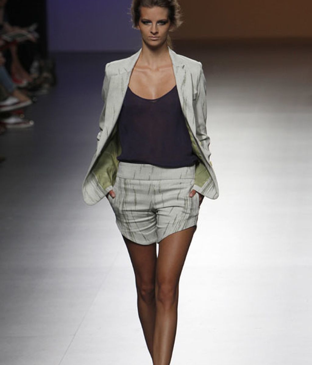 Elegancia y sobriedad en Sara Coleman