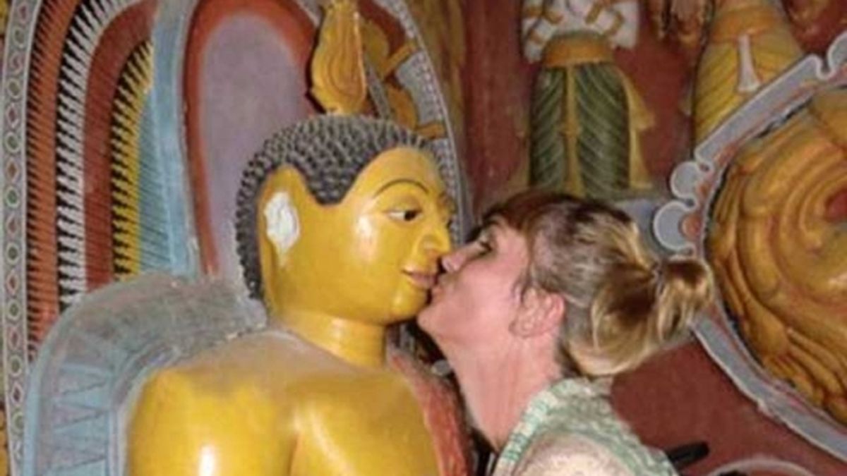 Sri Lanka,budismo,buda,turista expulsada,tatuaje ofensivo,
