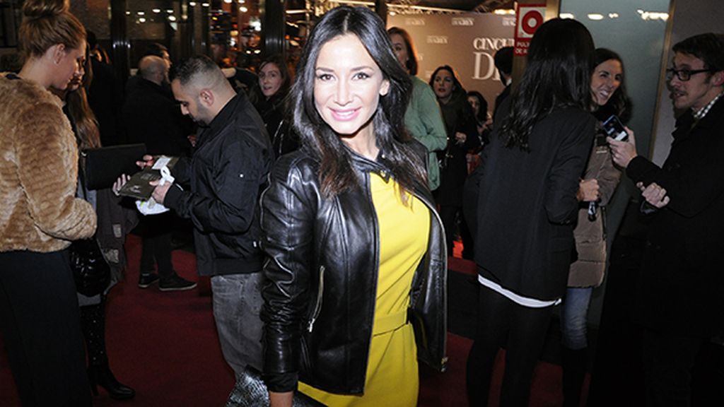 Cecilia Gómez desafiando las supersticiones con este vestido amarillo de Hugo Boss