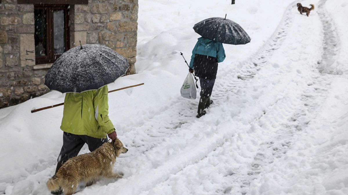 Un total de 25 provincias activan la alerta por nevadas, viento u oleaje