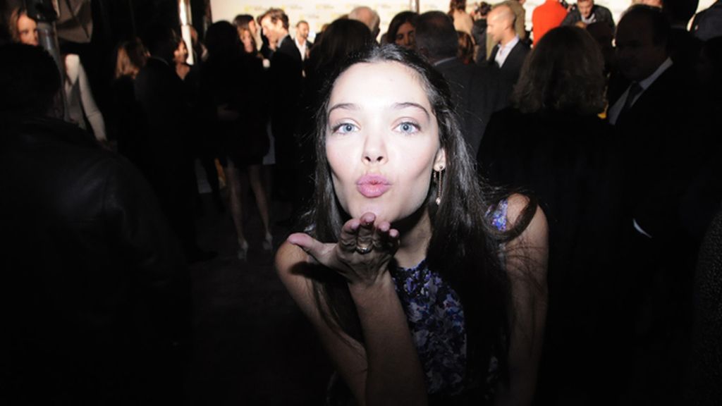 La acrtiz Ana Rujas envió un beso a las lectoras de Divinity