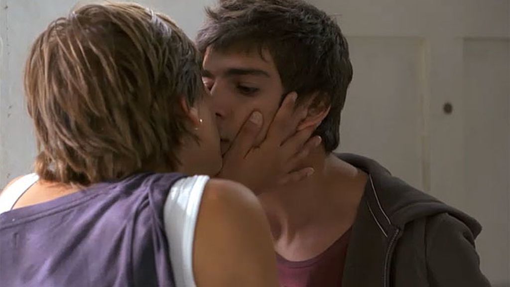 Daniel sabe que Diego es el amante, pero no de su mujer, de su cuñada