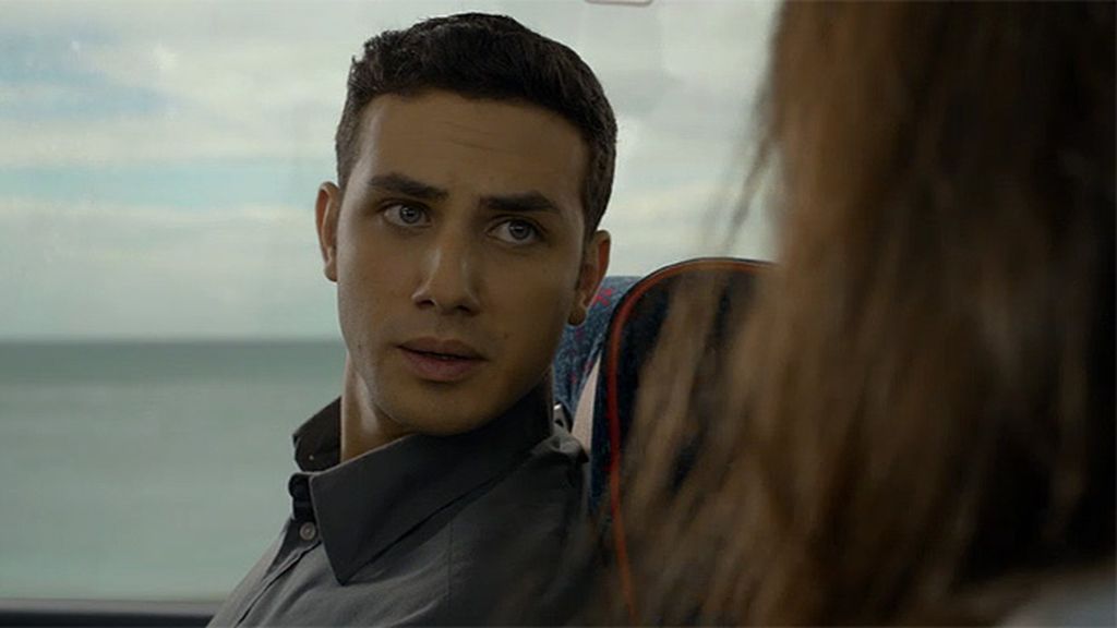 El joven se hace pasar por un turista