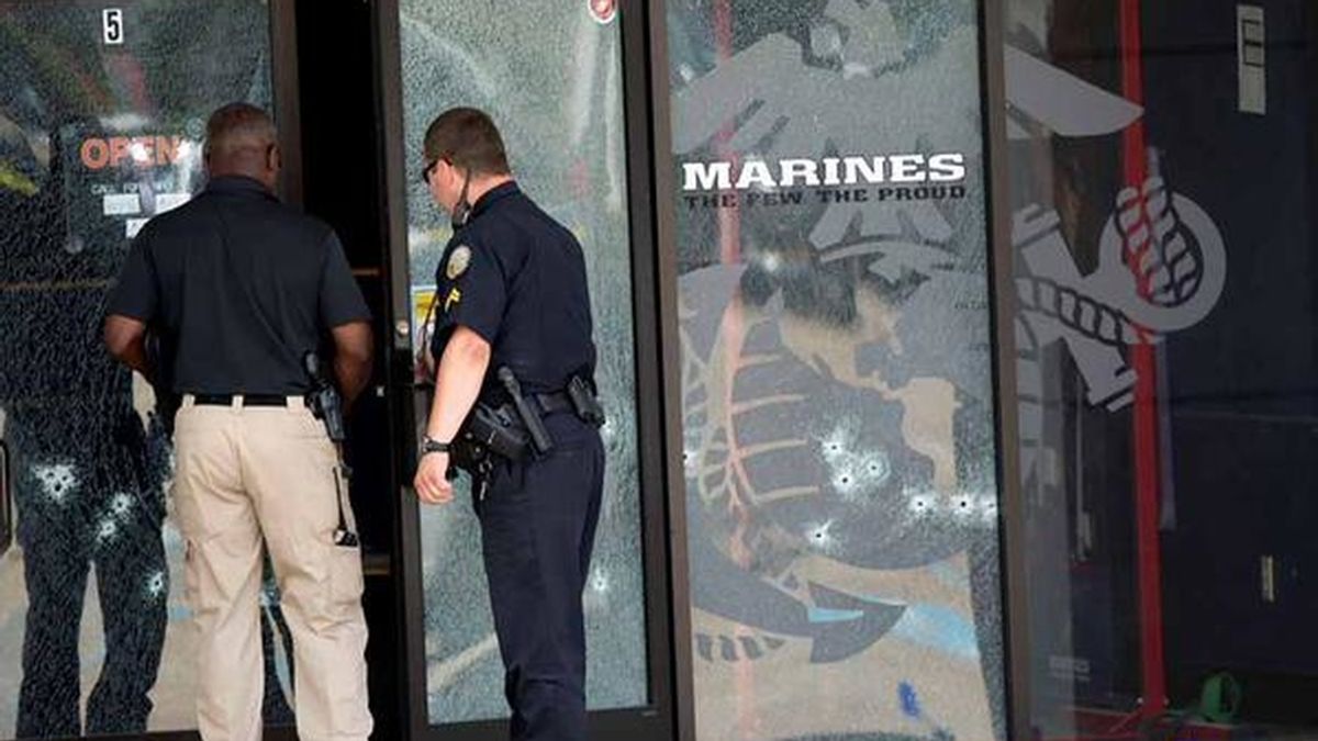 Mueren cuatro marines en un tiroteo en una base militar de Chattanooga, en Tennesee (EE. UU.)