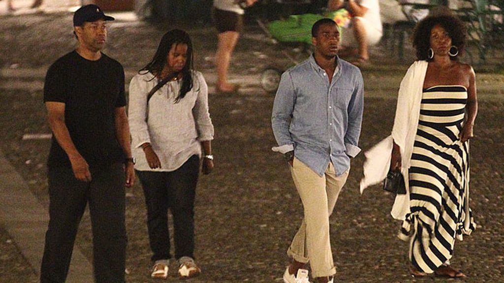 Denzel Washington, merecidas vacaciones en familia