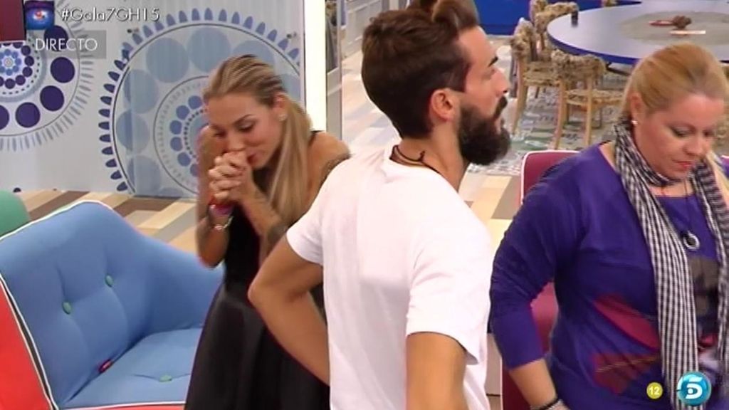 La concursante no puede contener su alegría