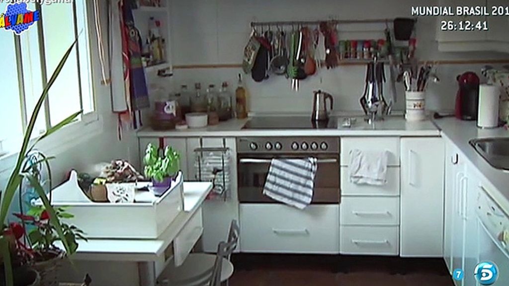 Consta de 3 dormitorios, terraza, jardín y solárium