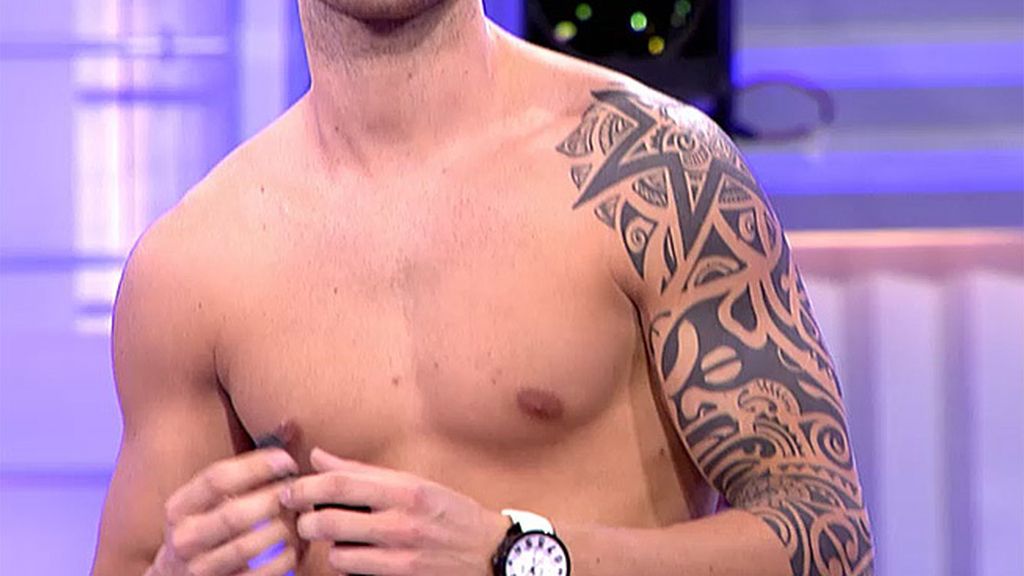 Erik se desnuda para Ainhoa