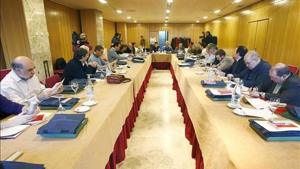 Un momento del Consejo Confederal de UGT celebrado hoy en Santander que ha estado presidido por su secretario general, Cándido Méndez. EFE Un momento del Consejo Confederal de UGT celebrado hoy en Santander que ha estado presidido por su secretario general, Cándido Méndez. EFE