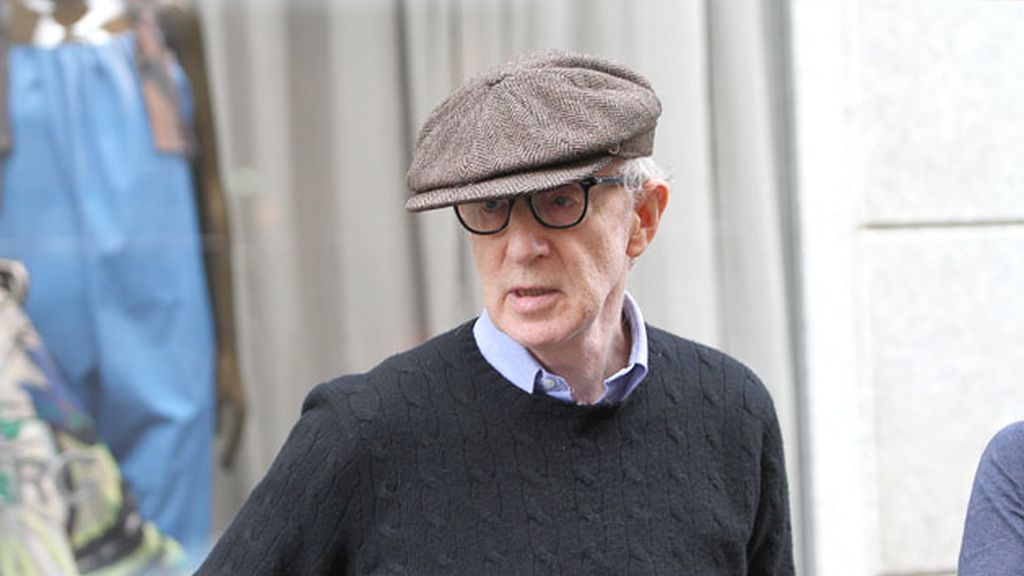 Woody Allen = Allen Stewart Konigsberg