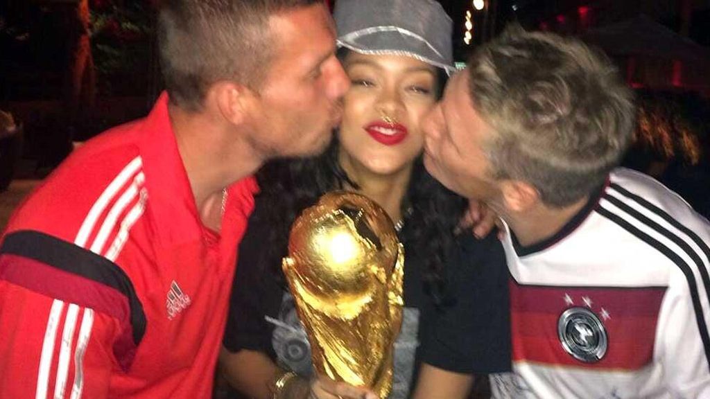 rihanna alemanes