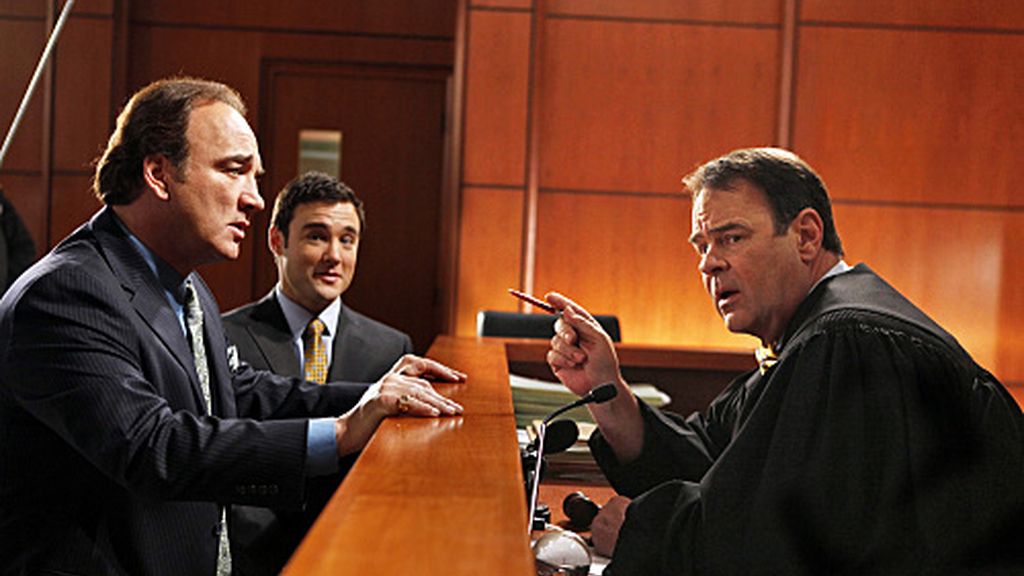 Dan Aykroyd realiza una aparición estelar en 'The defenders'