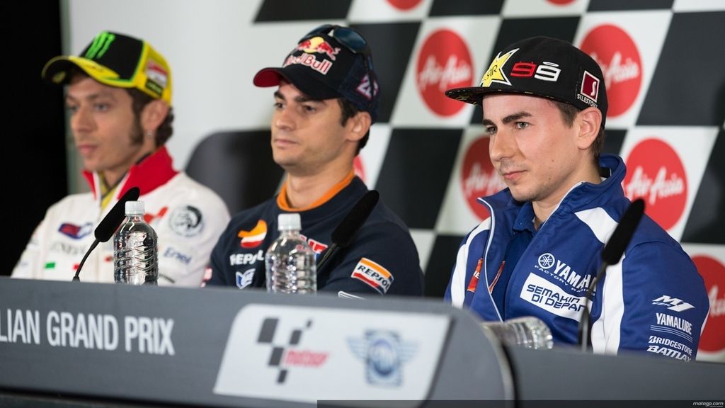 Valentino Rossi, Dani Pedrosa y Jorge Lorenzo durante la rueda de prensa del GP de Australia