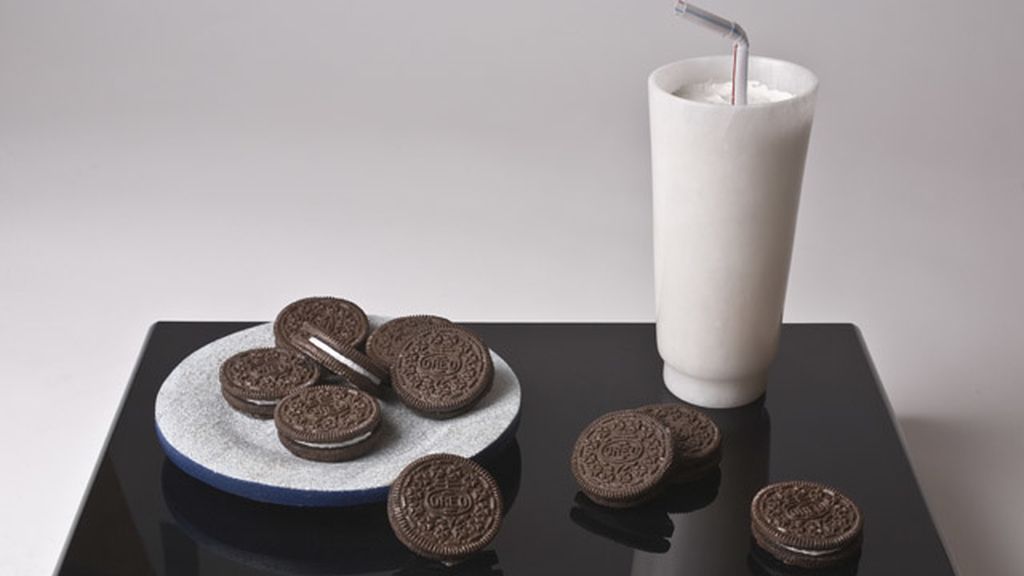 Alimentos y objetos hechos de piedra