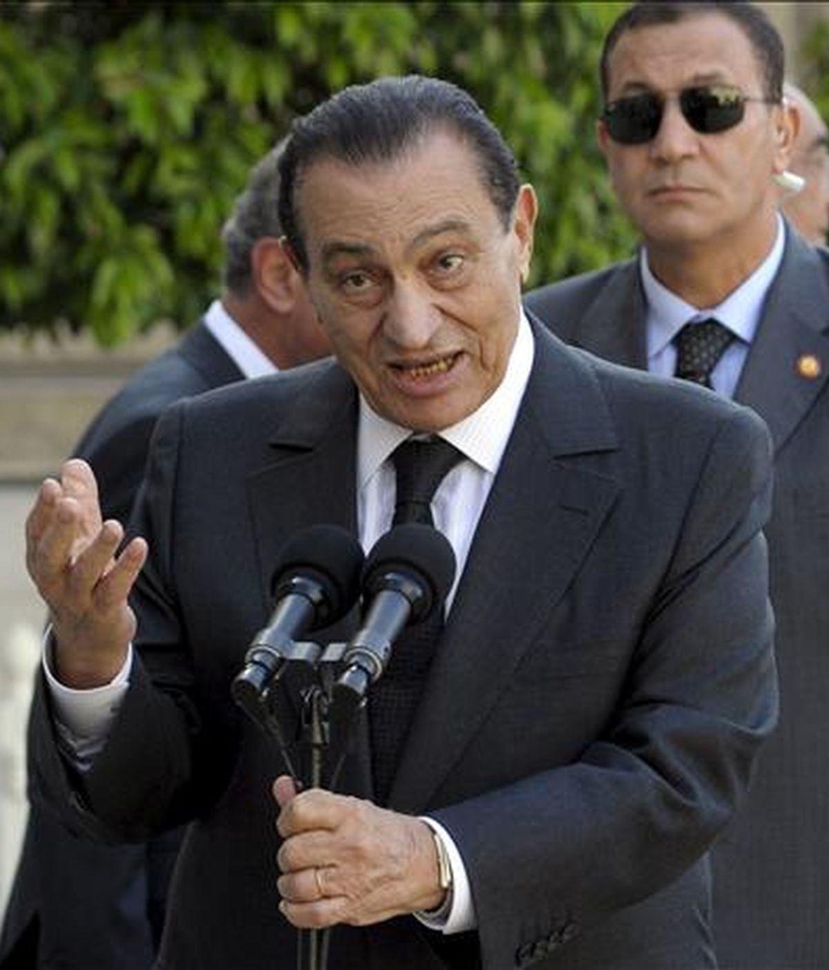 El presidente egipcio, Hosni Mubarak (c). EFE/Archivo