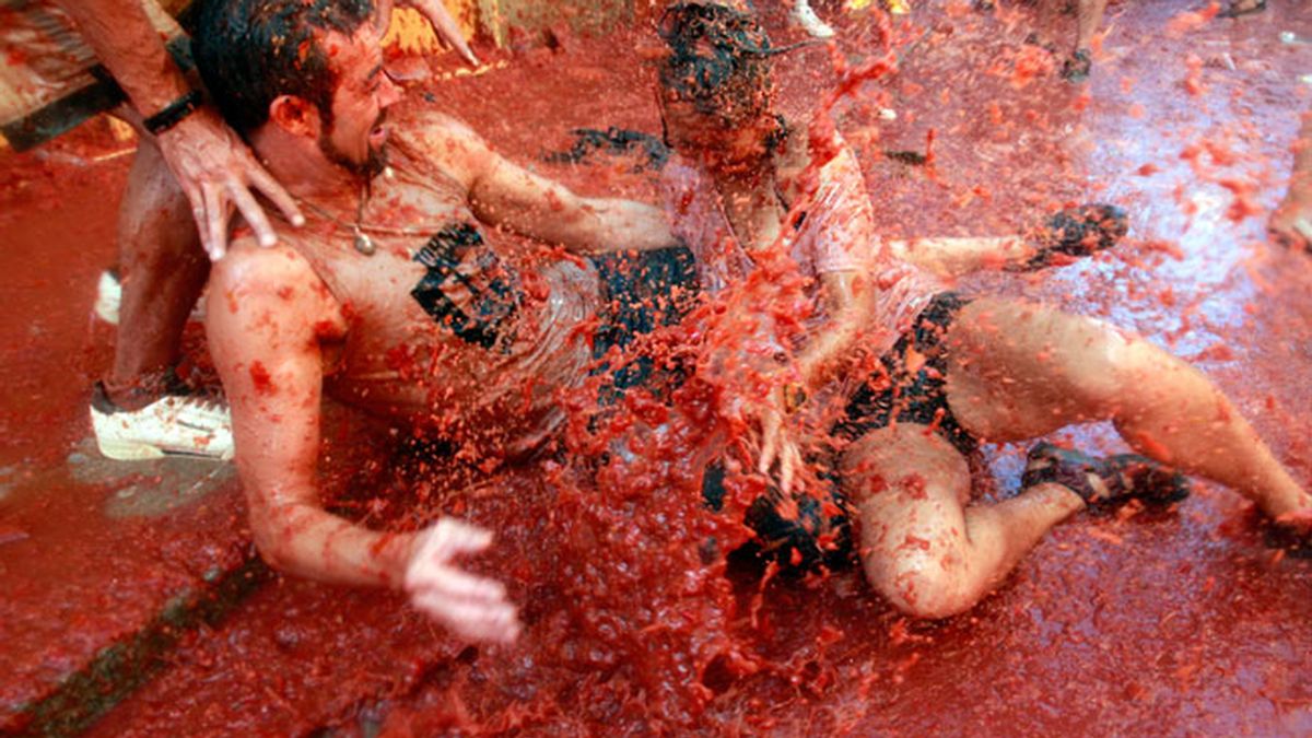 La Tomatina de Buñol no entiende de crisis