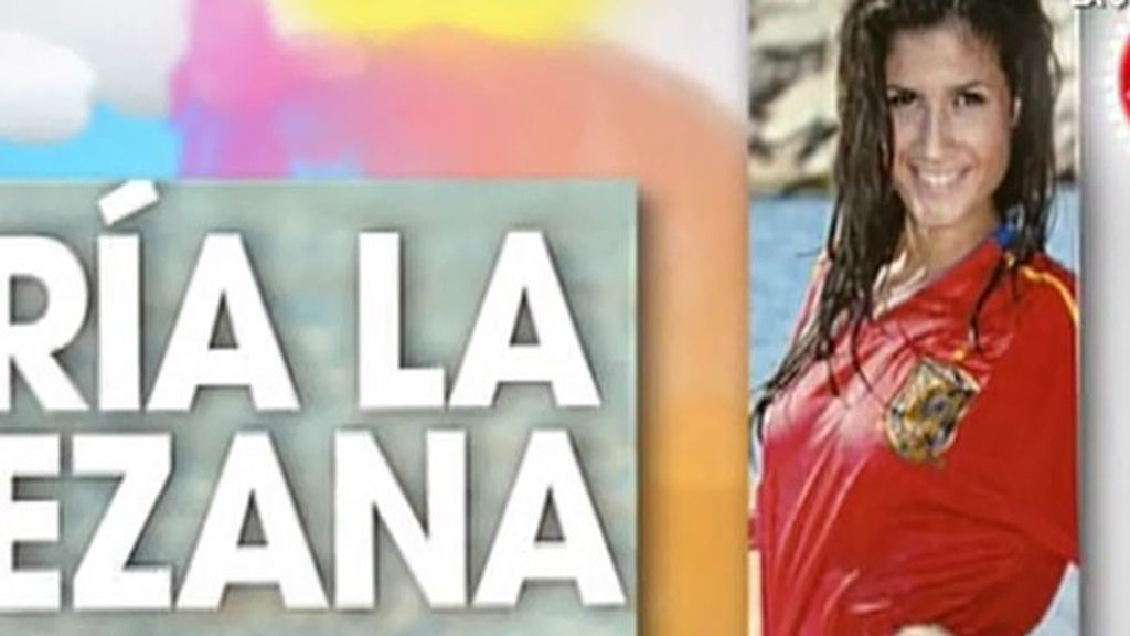 La jerezana ha posado con la equipación de España para la revista 'Sálvame'