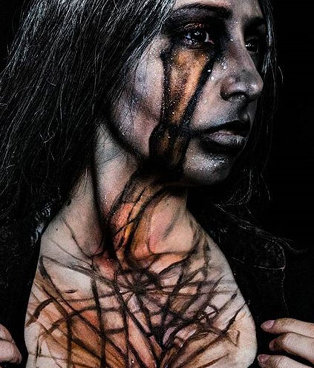 Esta maquilladora encarna a los seres más terroríficos para mostrar su arte