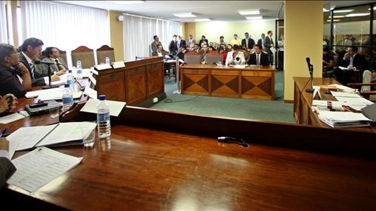Vista del inicio de las audiencias públicas en la Corte Constitucional el 27 de enero en Quito, Ecuador, sobre la consulta popular planteada por el Ejecutivo sobre distintos temas. EFE/Archivo