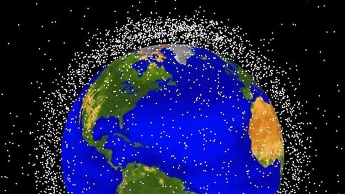 La basura espacial que orbita la Tierra se reduce en más de 80 objetos