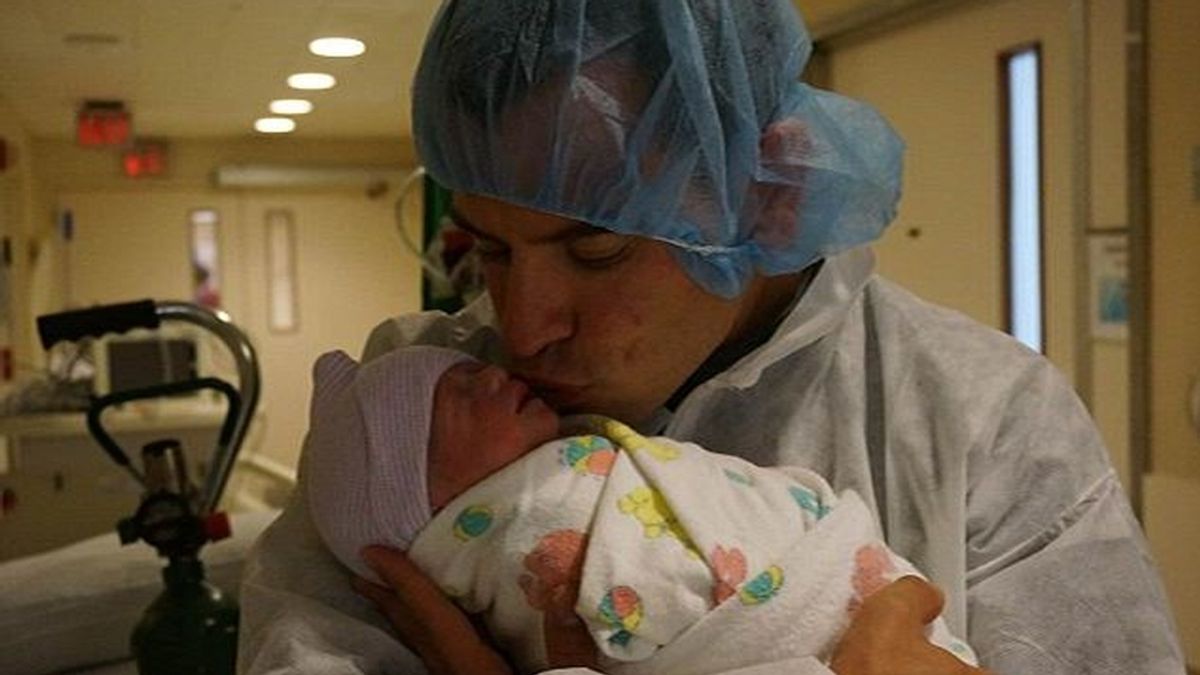 Una madre en estado vegetativo da a luz a un bebé en California