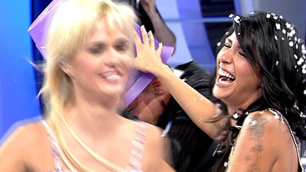 Jenni y Ferchu, por la puerta grande