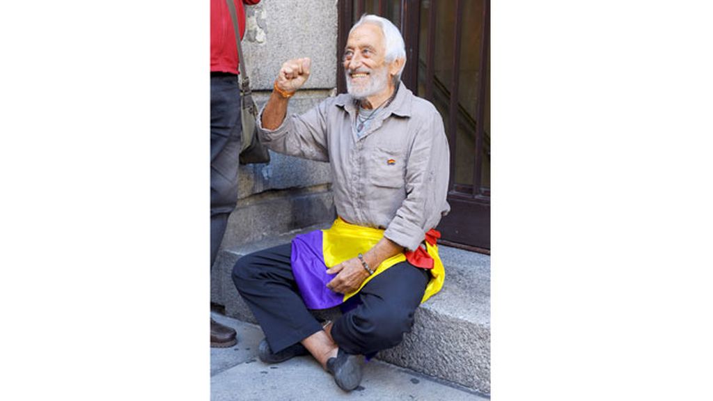 Capilla ardiente de Santiago Carrillo